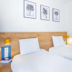Kyriad Marseille Est - Aubagne Hotel